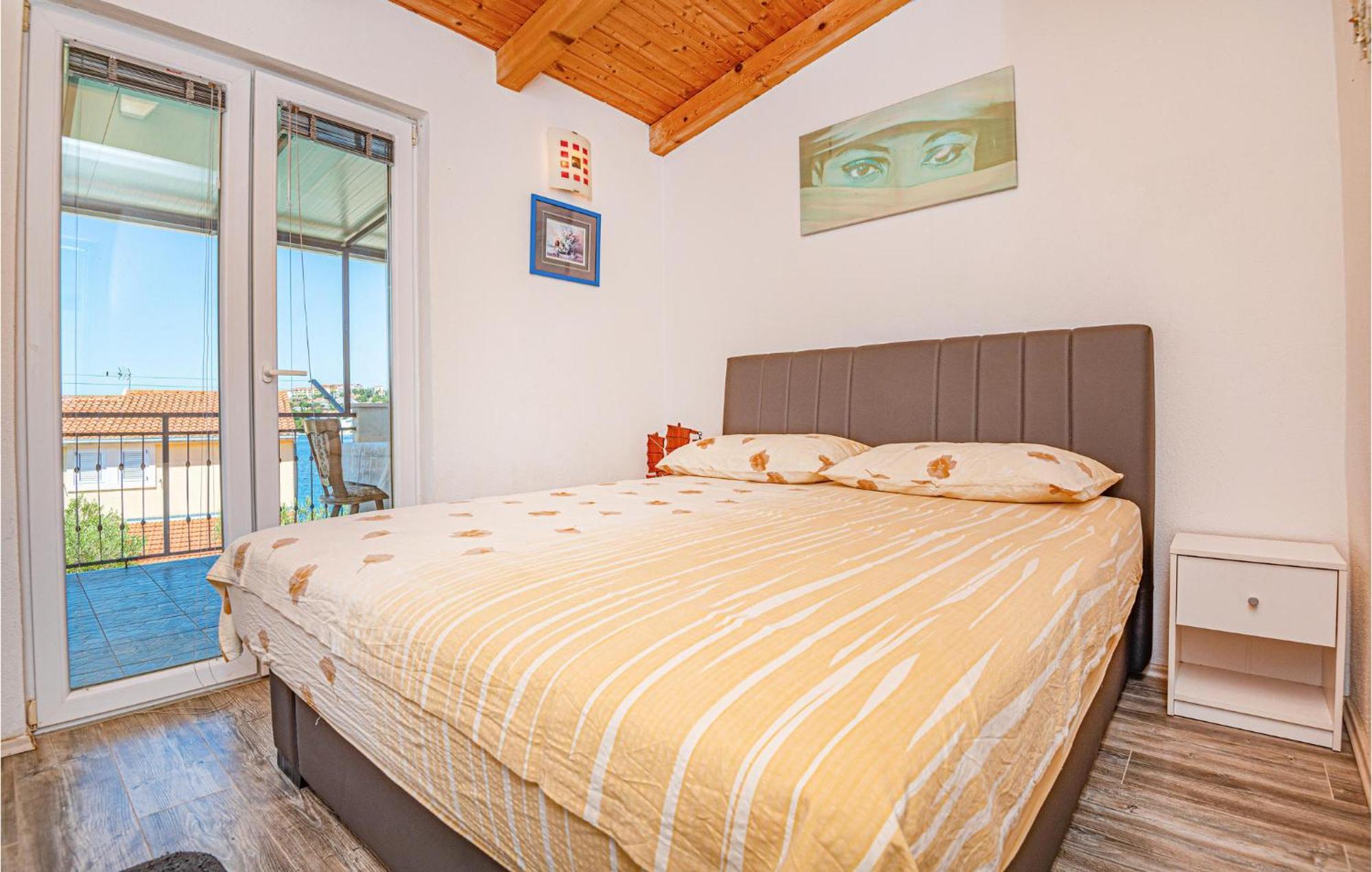 Nice Home In Zatoglav With House Sea View Podglavica Esterno foto