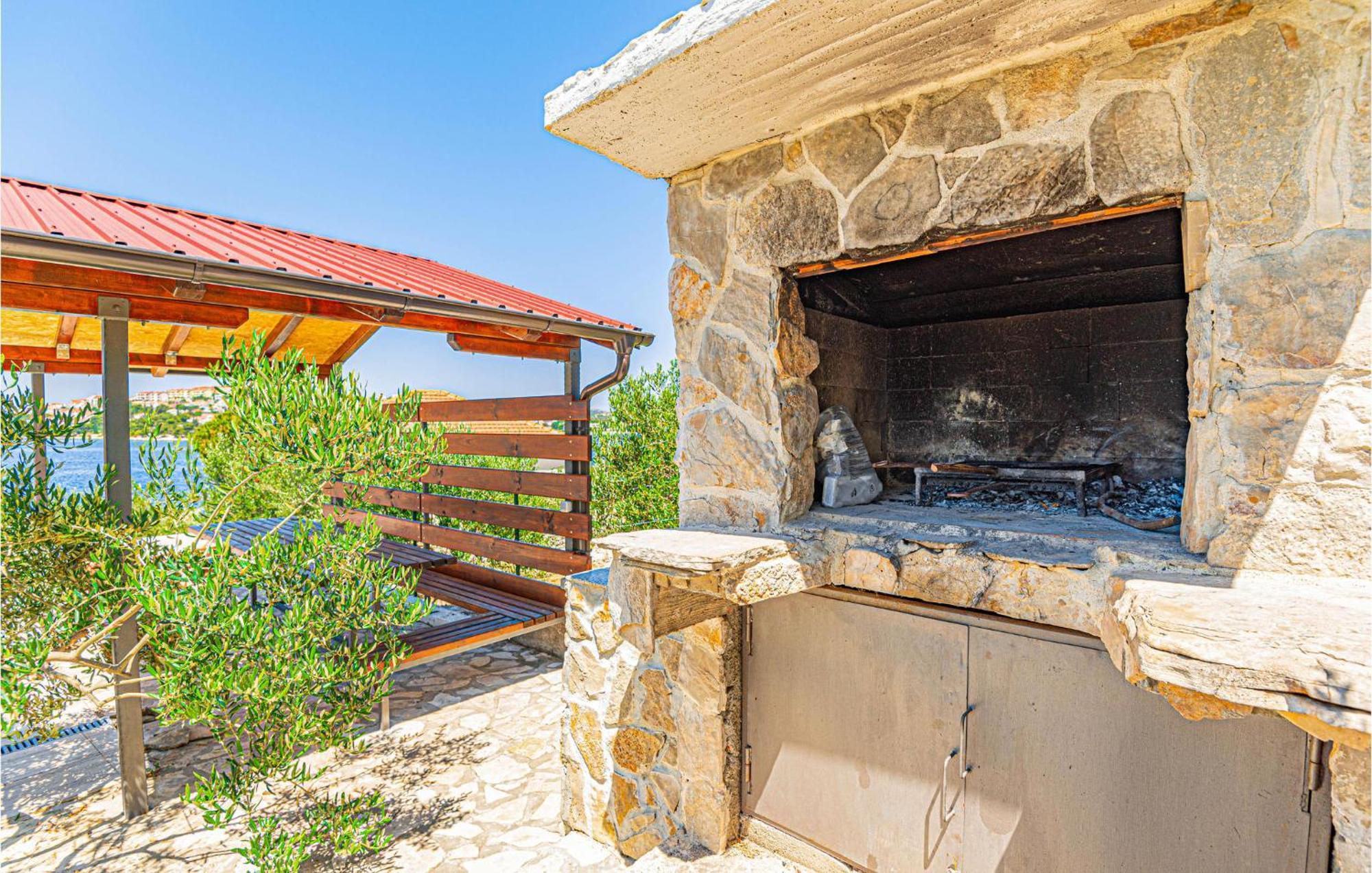 Nice Home In Zatoglav With House Sea View Podglavica Esterno foto
